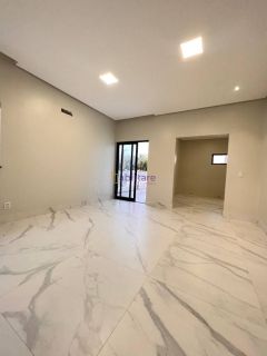 Casa duplex de 300m² com 4 suítes com varanda e closet no Damha Araçagy