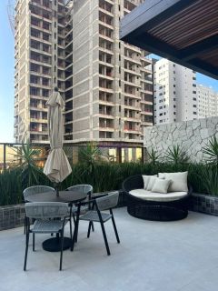 Quartier 22 - Apartamento de 165m² com 04 suítes (1 master) na Península da Ponta D'areia
