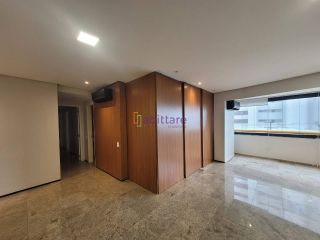 Apartamento de 192m² com 3 suítes (1 master) na Ponta do Farol