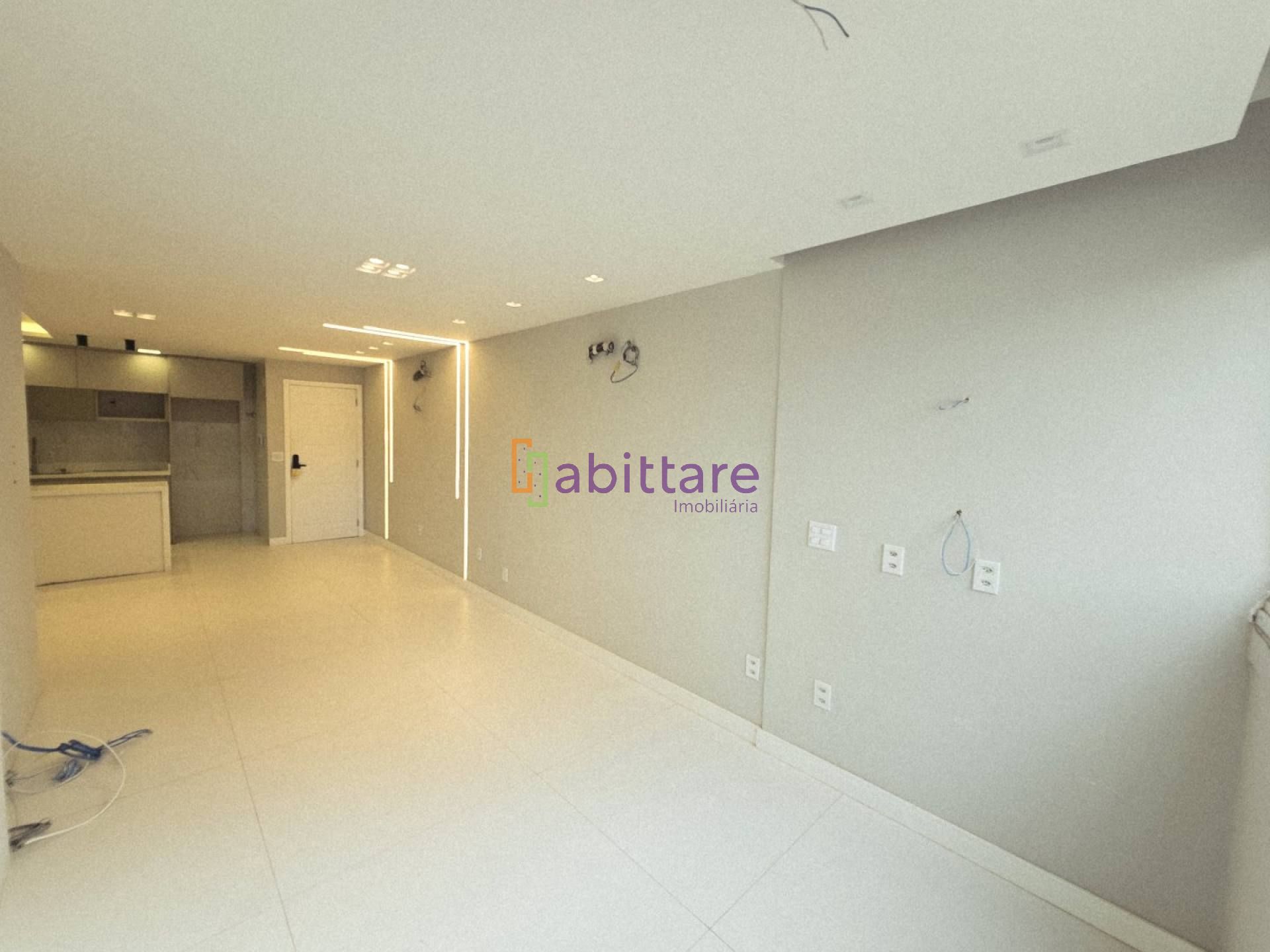 Alugo apartamento com 3 quartos (2 suítes)  no Edifício Mirela - Renascença