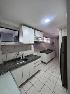 Apartamento no Edifício Mirela - 92m² com 03 quartos (1 suíte)