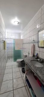 Casa Residencial no Cohaserma com 03 quartos (1 suíte)