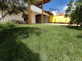 Casas duplex com 05 suítes no Quintas do Calhau