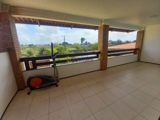 Casas duplex com 05 suítes no Quintas do Calhau