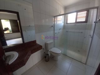 Casas duplex com 05 suítes no Quintas do Calhau