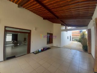 Casas duplex com 05 suítes no Quintas do Calhau