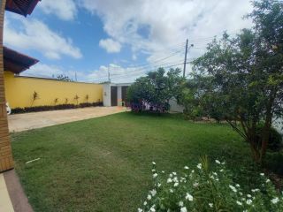 Casas duplex com 05 suítes no Quintas do Calhau