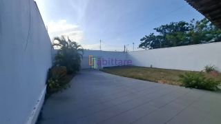 Casa duplex com 05 suítes no Quintas do Calhau