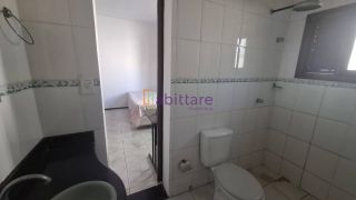 Casa duplex com 05 suítes no Quintas do Calhau