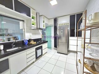 CASA DE ALTO PADRÃO EM CONDOMÍNIO FECHADO – AVEIRO RESIDENCE