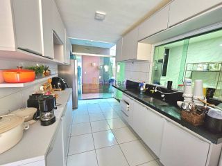 CASA DE ALTO PADRÃO EM CONDOMÍNIO FECHADO – AVEIRO RESIDENCE