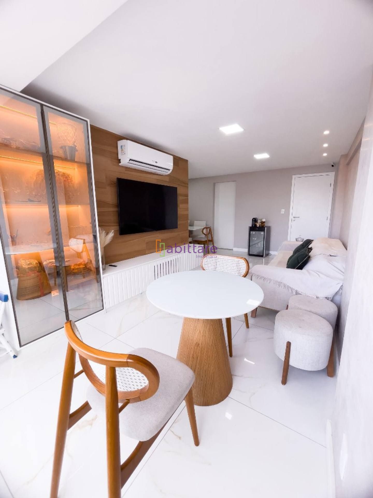 Condomínio Nautic-  72m² com 02 quartos (1 suíte) na Península da Ponta D'areia