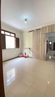 Casa Residencial Para venda ou aluguel - Com 270m² com 4 suítes + DCE no Cohajap - próx. ao Pizza One