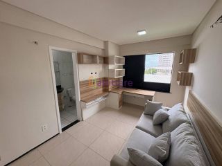 Apartamento no Porto Fino, de 185m² com 4 suítes + DCE