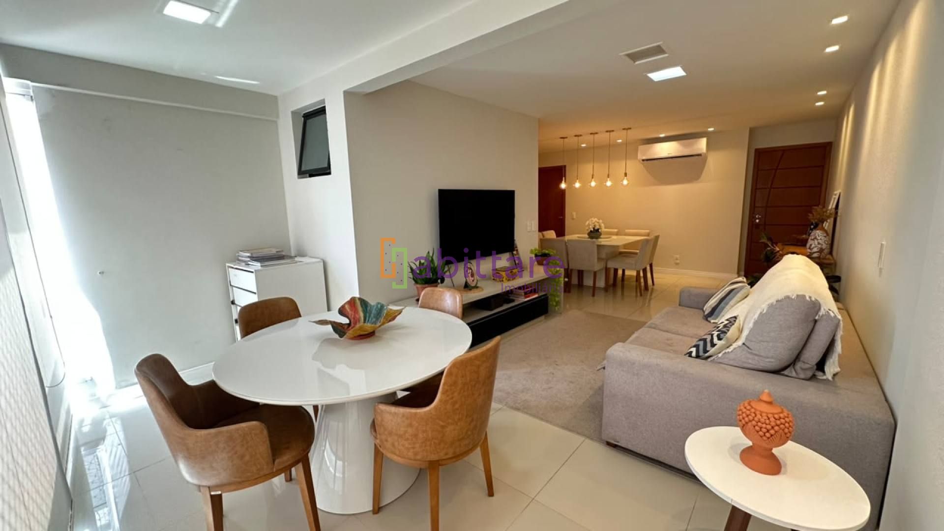 Apartamento de 110m² com 3 quartos (2 suítes) no Maison Renoir