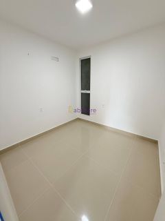 Apartamento de 81m² com 3 quartos (1 suíte master) no Mirante da Península