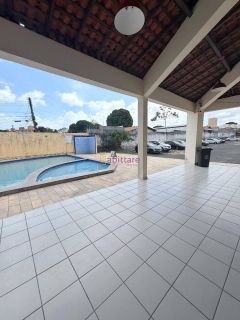 Apartamento de 2 quartos no Condomínio Residencial Ville