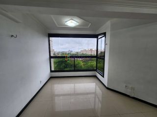 Cobertura de 240m² com 4 quartos (3 suítes) no Village Alcântara