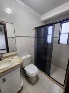 Cobertura de 240m² com 4 quartos (3 suítes) no Village Alcântara