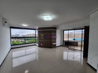 Cobertura de 240m² com 4 quartos (3 suítes) no Village Alcântara