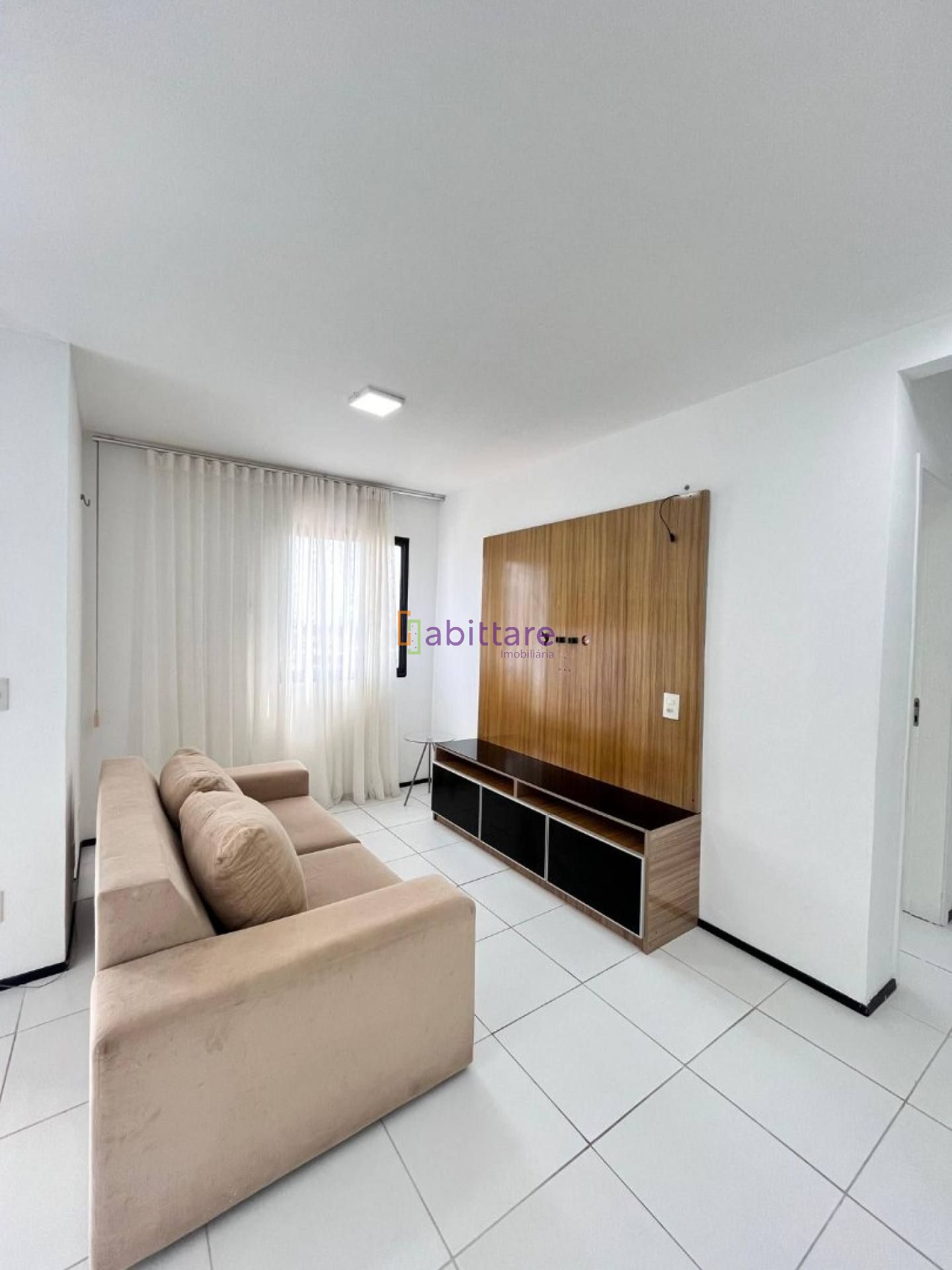 Alugo Apartamento semi mobiliado com 2 quartos (1 suíte) no Grand Park Águas