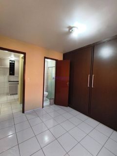 Apartamento de 56m² com 2 quartos (1 semi suíte) no Village das Palmeiras 1