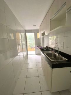 Alugo: apto no Alto do Calhau Residence - 03 quartos sendo 01 suíte