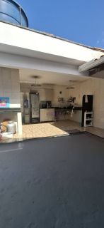 Casa de 240m² com 3 quartos (1 suíte) + energia solar no Vinhais