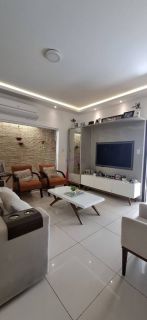 Casa de 240m² com 3 quartos (1 suíte) + energia solar no Vinhais