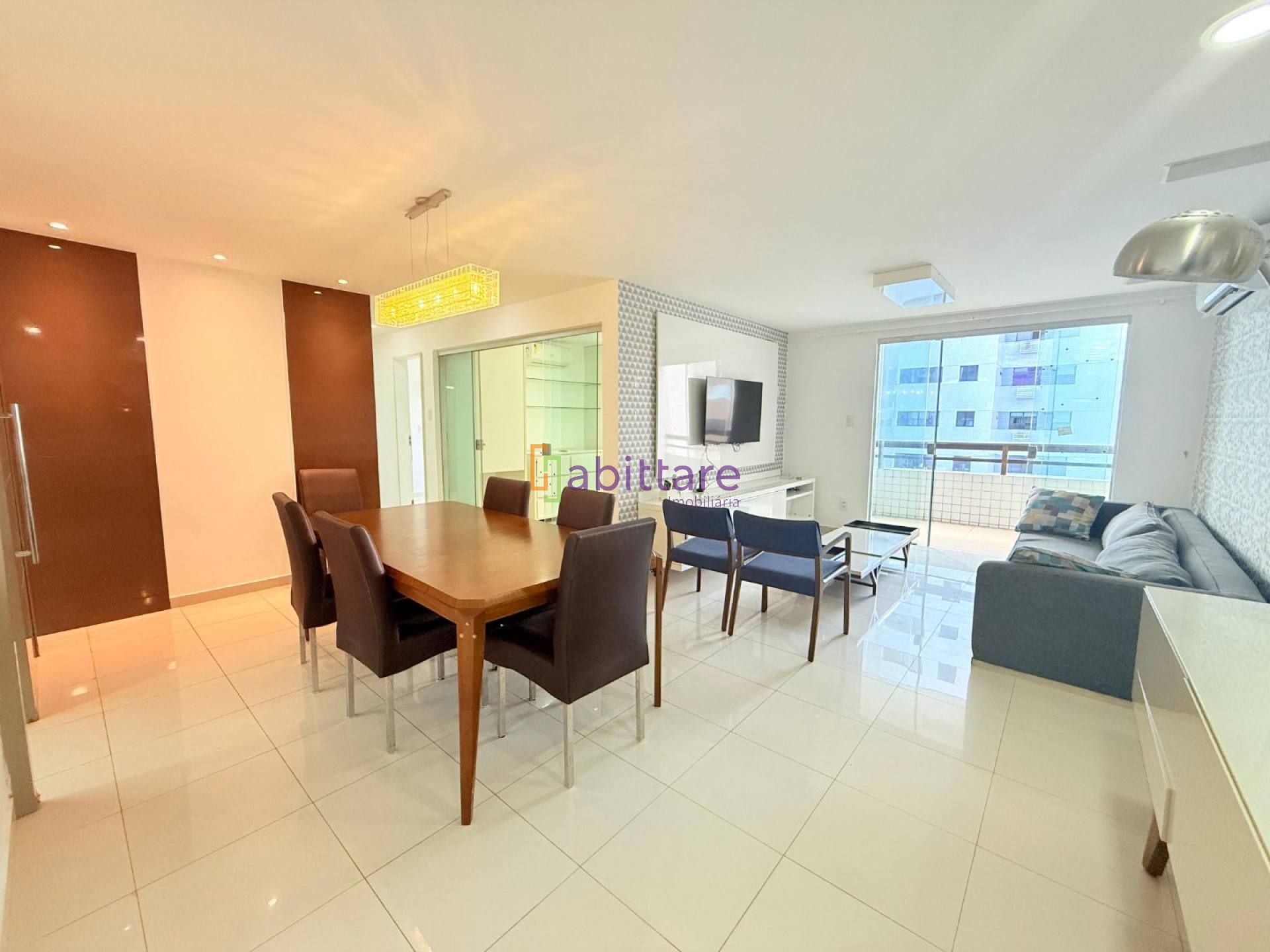 Apartamento de 104m² com 3 quartos (1 suíte) no Ed. Diplomata