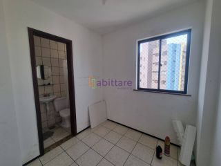 Alugo Apto no Edifício Dom Carlos de 127m² com 3 quartos (1 suíte / 2 suites canandeses) + DCE