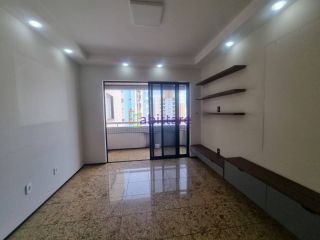 Alugo Apto no Edifício Dom Carlos de 127m² com 3 quartos (1 suíte / 2 suites canandeses) + DCE