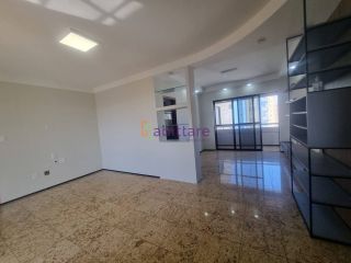 Alugo Apto no Edifício Dom Carlos de 127m² com 3 quartos (1 suíte / 2 suites canandeses) + DCE