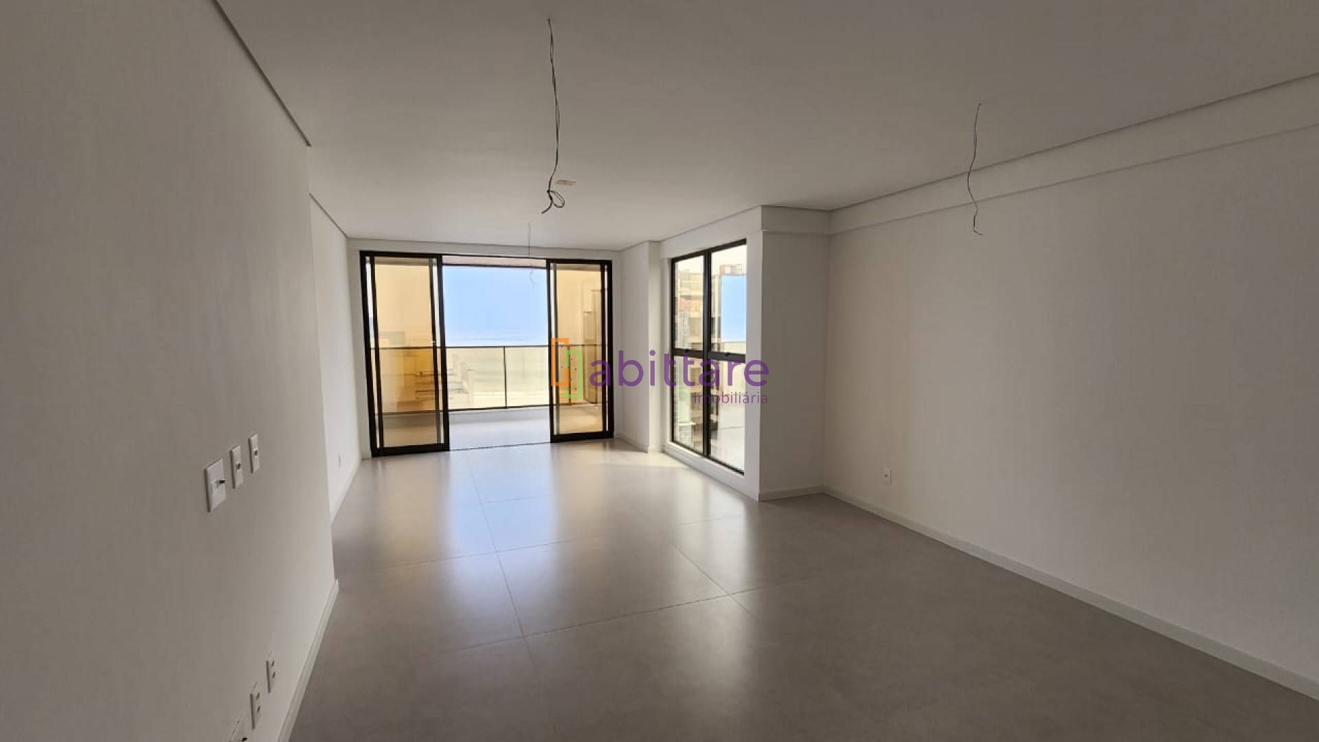Apartamento de 163m² com 4 suítes (1 master) no Ed. Quartier 22