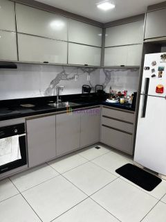 Casa duplex de 170m² com 1 suíte master e espaço goumet no Cond. Jardim Europa - Calhau