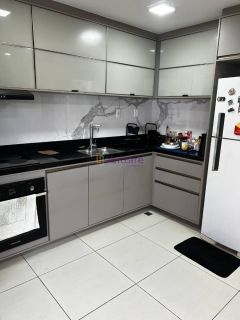 Casa duplex de 170m² com 1 suíte master e espaço goumet no Cond. Jardim Europa - Calhau