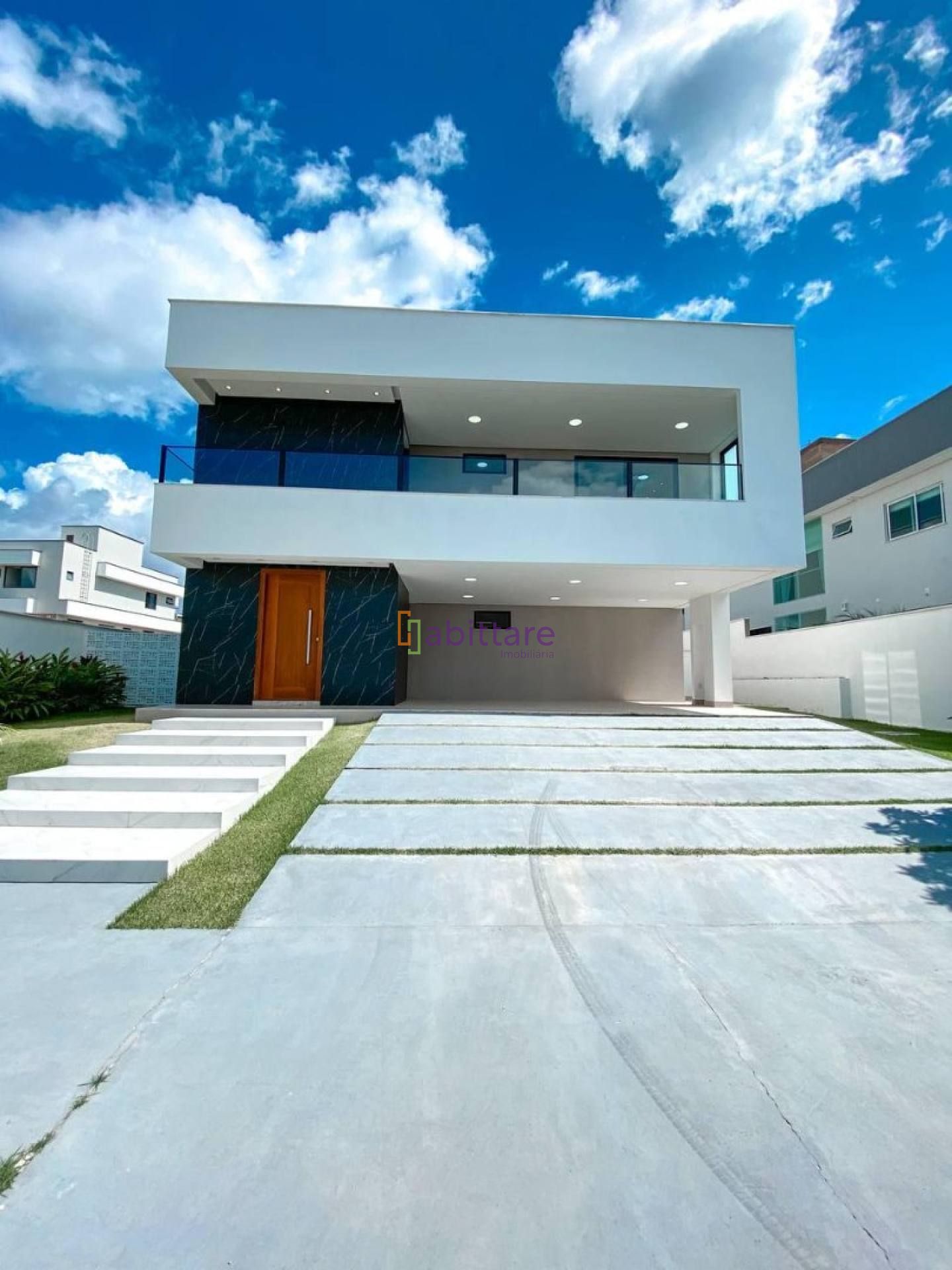 Casa duplex de 398m² com 5 suítes + espaço gourmet no Condomínio Alphaville