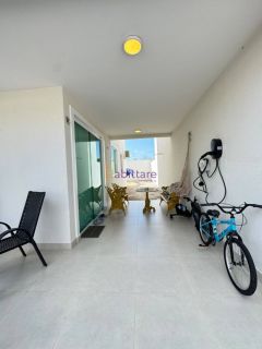 Casa duplex com 3 suítes no Araçagi Praia Clube - próxima à Praia do Meio