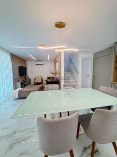 Casa duplex com 3 suítes no Araçagi Praia Clube - próxima à Praia do Meio