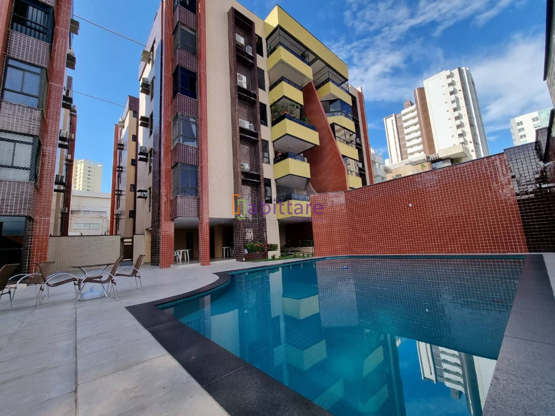 Apartamento no Residencial Icaraí: 130m² no coração do Renascença.”