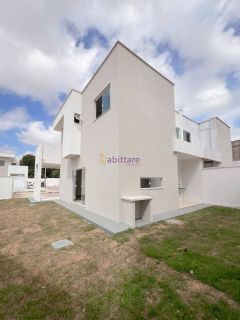 Casa com 350m² de área total com 4 quartos (1 suíte master) no Fontana Residence - Araçagy