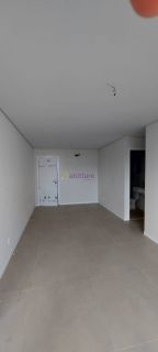 Apartamento de 86m² com 3 quartos (2 suítes) no Edifício Évora, na Ponta D'areia