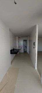 Apartamento de 86m² com 3 quartos (2 suítes) no Edifício Évora, na Ponta D'areia