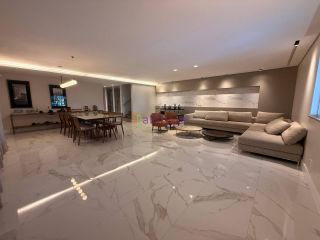 Casa de 440m² com 5 suítes no Condomínio The Prime, no Calhau