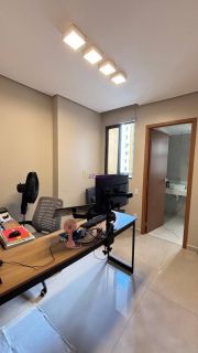 Apartamento de 117m² com 3 suítes no Edifício Porto Farol, na Ponta do Farol