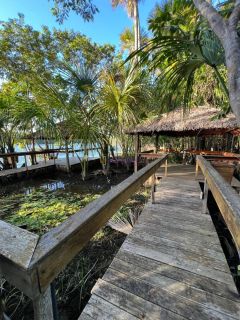 Casa duplex no Reserva Boa Vista com 4 suítes espaço gourmet com piscina