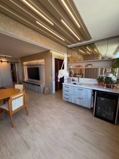 Apartamento de 147m² com 3 quartos (2 suítes) + DCE no Calhau