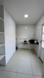 Casa duplex de 337m² no Alphaville com 3 suítes + espaço gourmet