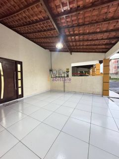 Casa de 100m² com 3 quartos (1 suíte) no Condomínio Zeus
