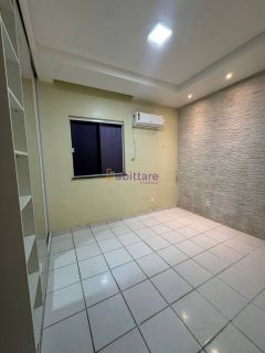 Casa de 100m² com 3 quartos (1 suíte) no Condomínio Zeus
